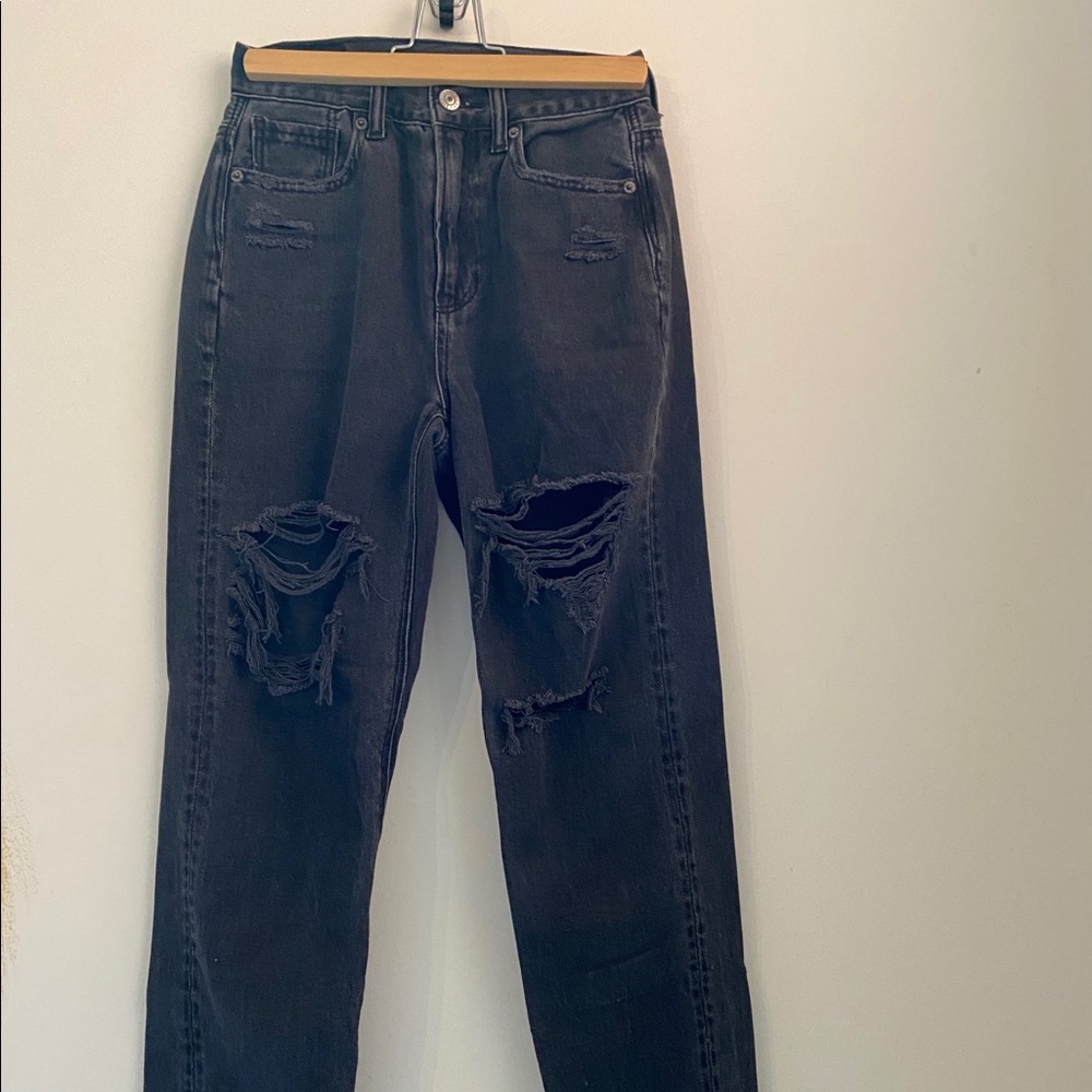 American Eagle mom jeans